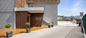 V Hotel
