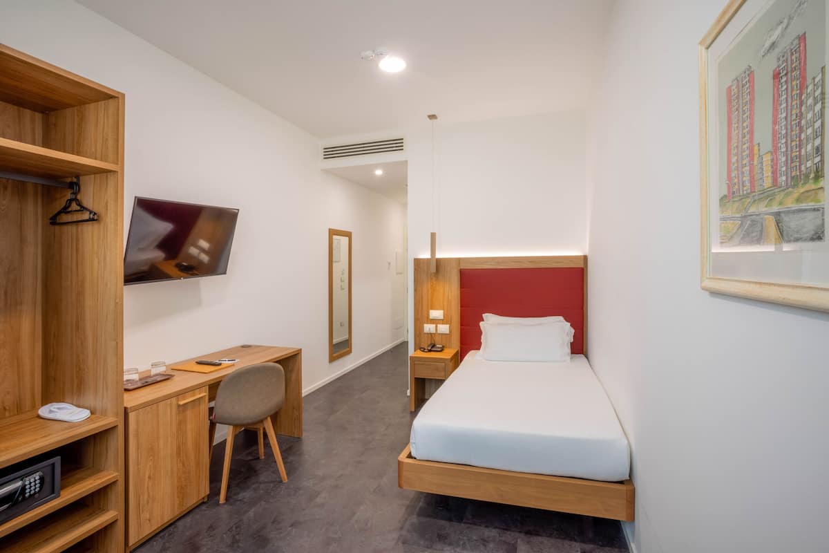 Business enkelrum | 1 sovrum, memory foam-madrasser och minibar