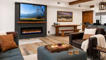 Smart TV, fireplace, stereo, offices