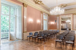 Business center - Hotel Altus Palace - Destigo Hotels (Wroclaw)