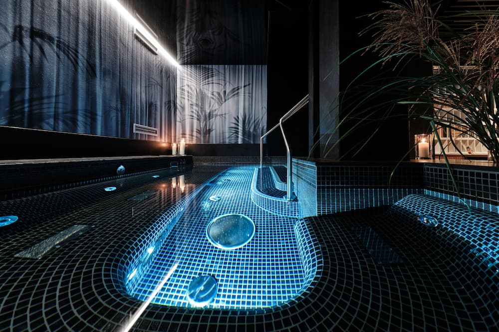 Hotel Altus Palace - Destigo Hotels