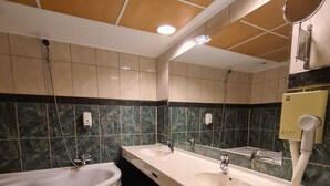 Unclassified image, 3 of 19, button - Hotel Mojo (Bucharest)