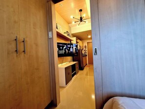 Interior - Elegant 1BR nr SM North/Fast WIFI/ Netflix (Quezon City)