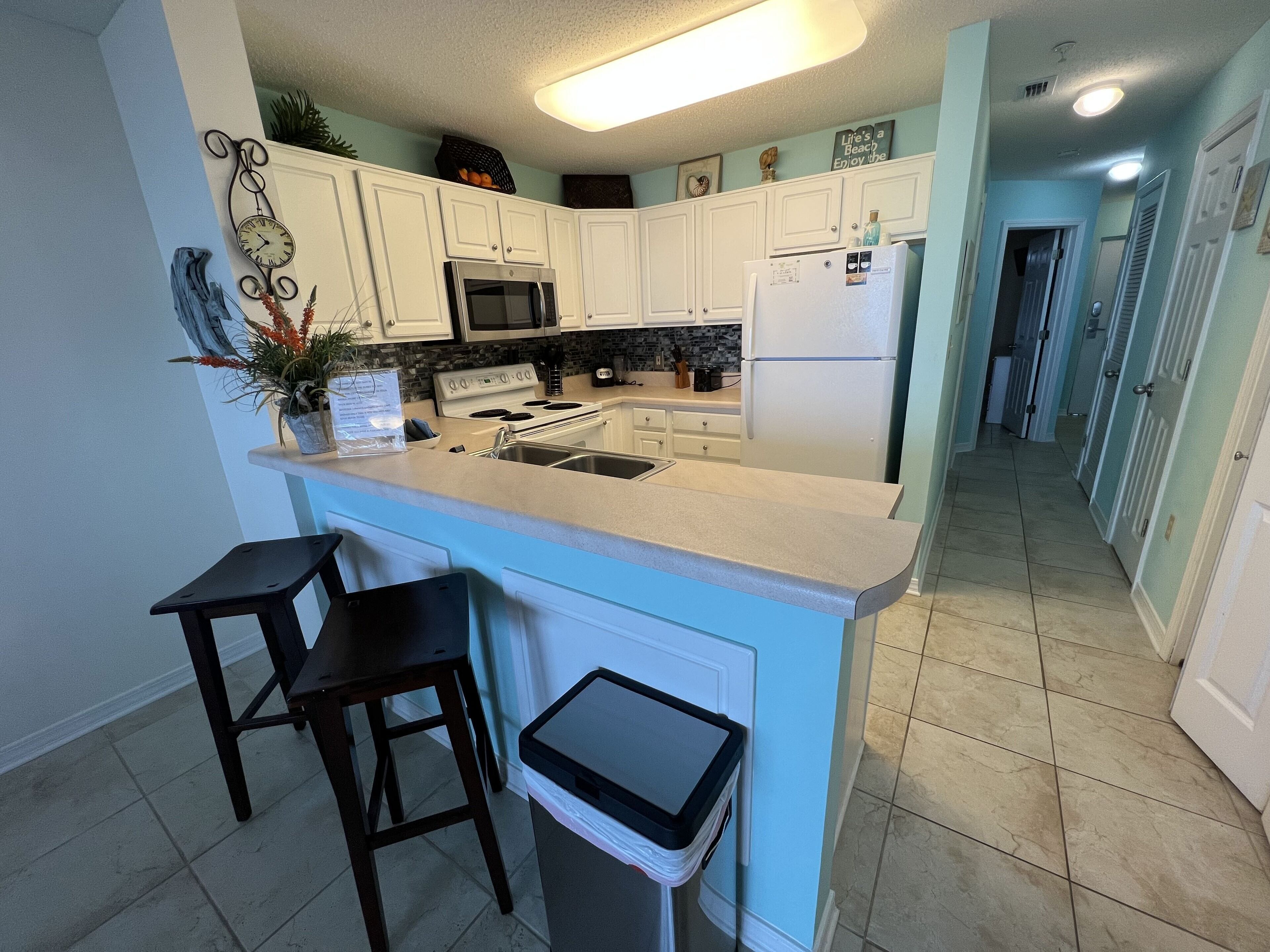 Dunes 501 is a fabulous 2 bedroom in Fort Morgan! The view is fantastic!