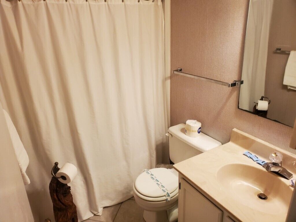 The Hideaway Ski Suite - Walk to Sledding Hill