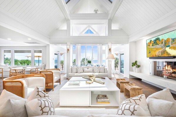 スマートテレビ、書斎 / ワークスペース