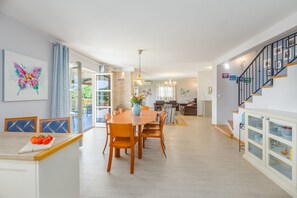 Dining - Villa Vista Azzurra with pool, summer kitchen and well-tended garden (Sveti Lovrec)