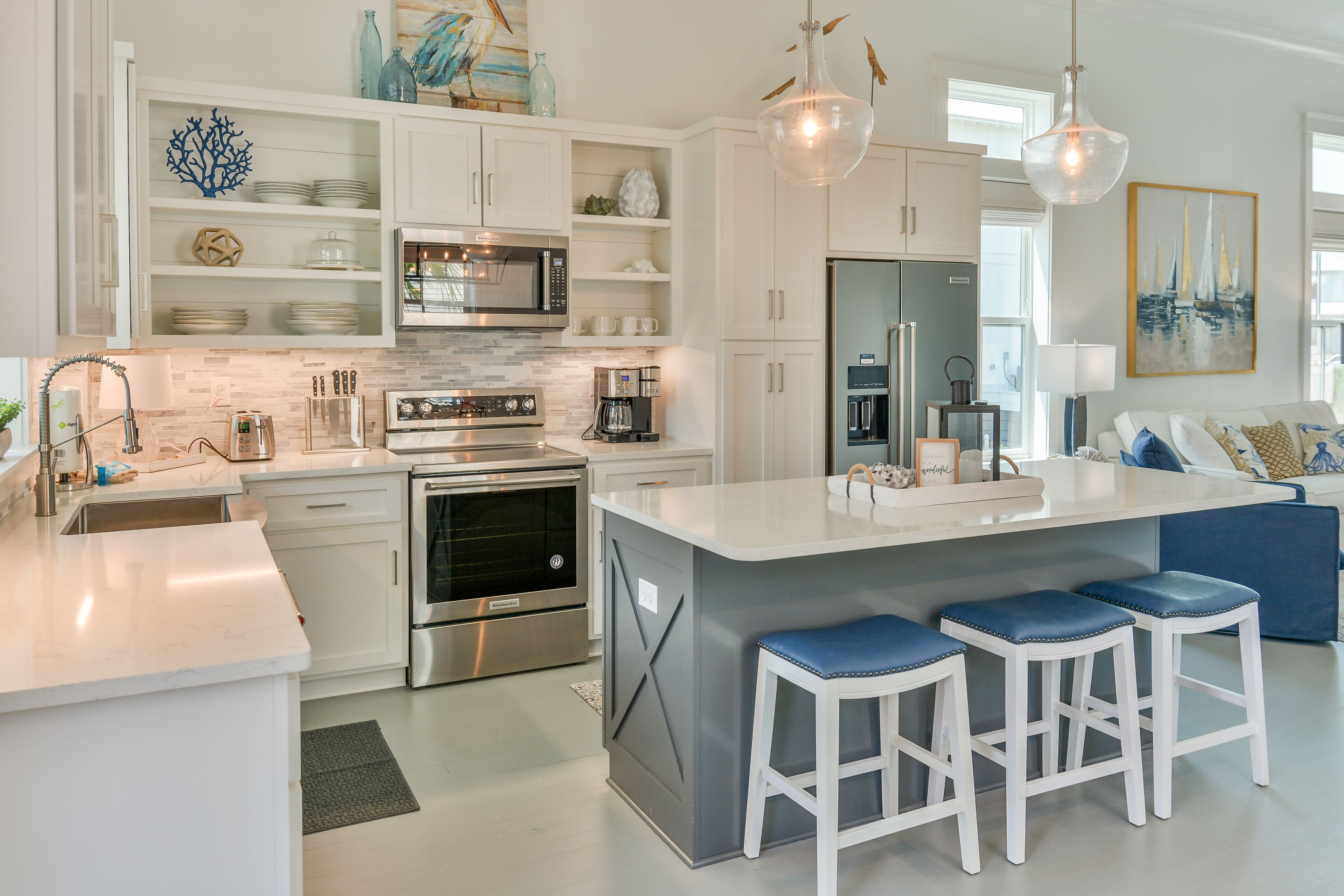 Beach Village Resort 57 | Lazy River | Poolside cabana INCLUDED with Rental!