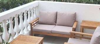 Le Ti'Moré Large house downtown Cilaos