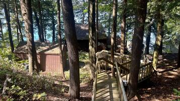 Enceinte de lâhĂ©bergement