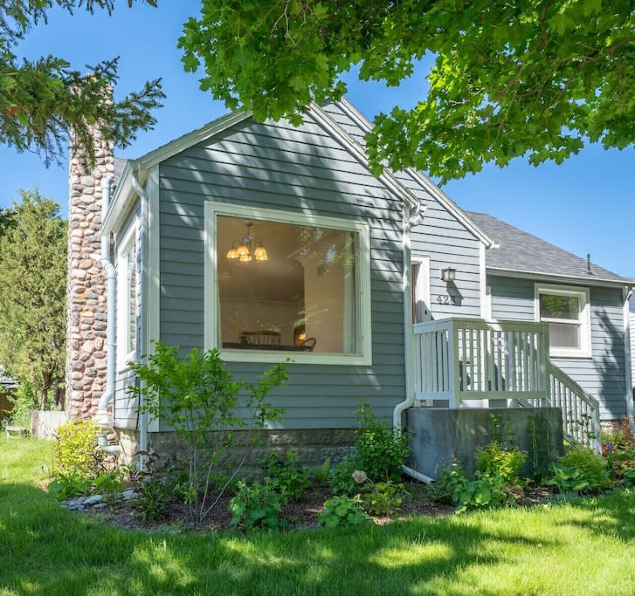 Seventh Street Retreat · Quiet town Retreat, walking distance to river in Livingston, United States