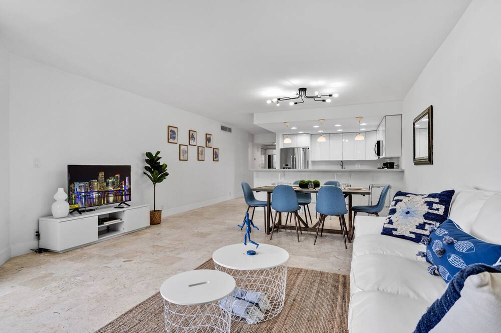 Key Biscayne Apartment