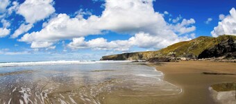 The Cornish Peak: Cornwall by STAE-Homes