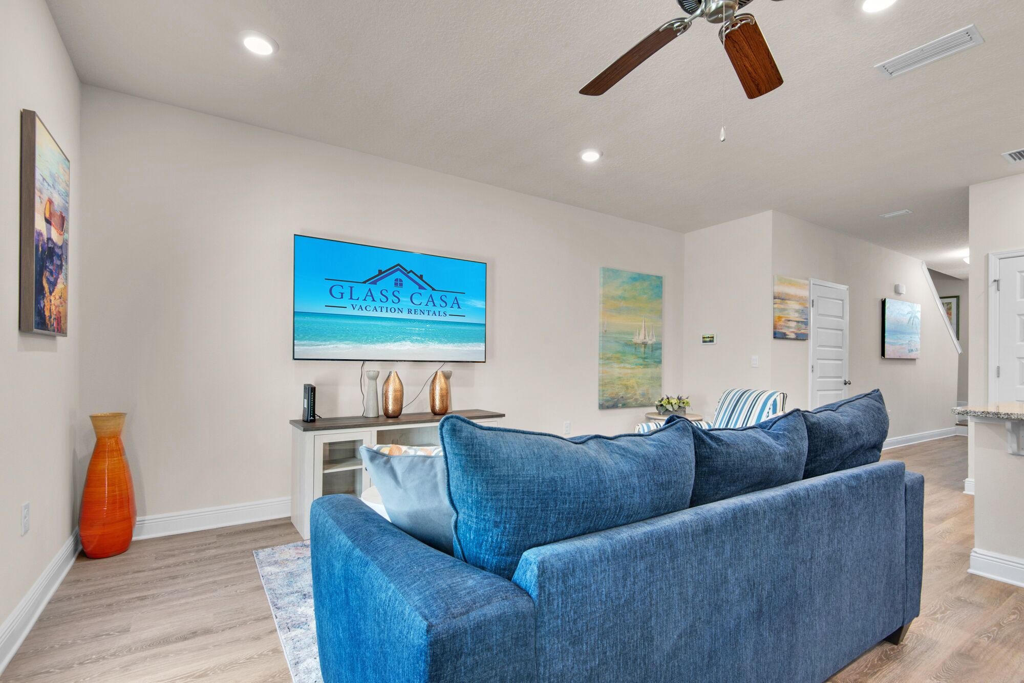 Modern and Updated Near Beach