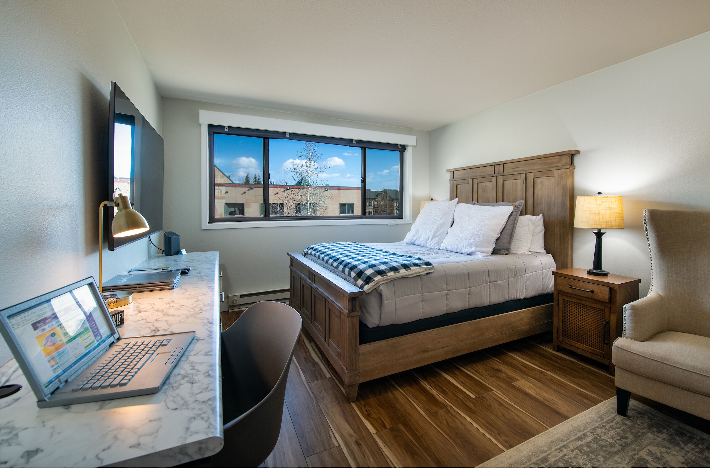 Cedar Lodge Buffalo Studio Condo: Great Frisco Location