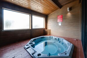 Interior - Cedar Lodge Buffalo Studio Condo: Great Frisco Location (Frisco)