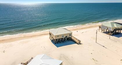 Marisol - Pet Friendly And Gulf Front! Enjoy The Large Deck With Amazing Views! 3 Bedroom Home by RedAwning