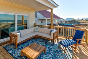 Casa, 5 habitaciones | Balcón