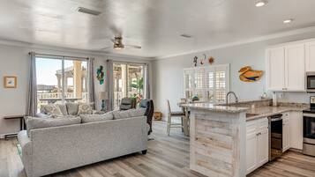 Kondominium, 4 kamar tidur | Interior