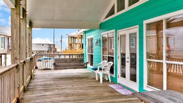 House, 4 Bedrooms | Property grounds