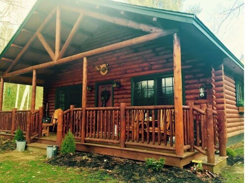 The Log Cabin at PeaceRidge