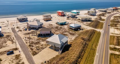 Seabatical - Gulf And Bay Views - Steps To The Water - Enjoy A Family Dinner After A Great Day On The Beach! 3 Bedroom Home by RedAwning