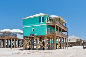 Maison, 6 chambres | Extérieur