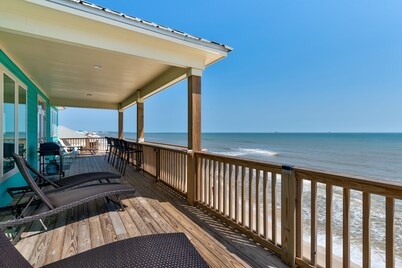 Moasis - Once In A Lifetime Views - 3 Master Suites - Room For Everyone! Make Memories At Moasis! 6 Bedroom Home by RedAwning
