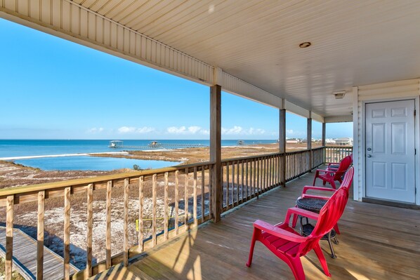 House, 4 Bedrooms | Property grounds