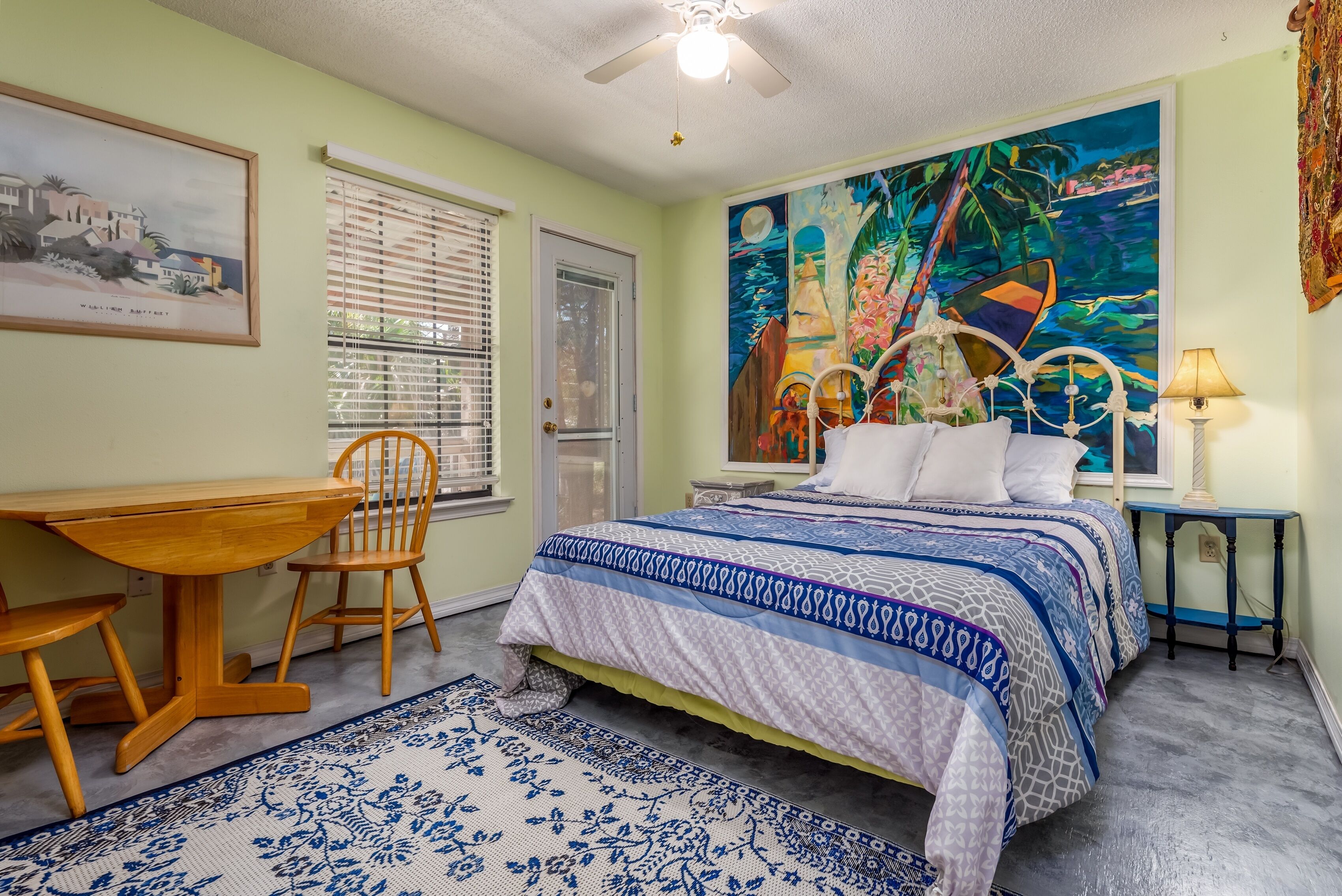 Beach Boho - Pet Friendly! Prime Location Close To The Bird Sanctuary, Bike Path, Billy Goat Hole Boat Launch As Well As The Mobile Bay Ferry! 2 Bedroom Apts by Redawning
