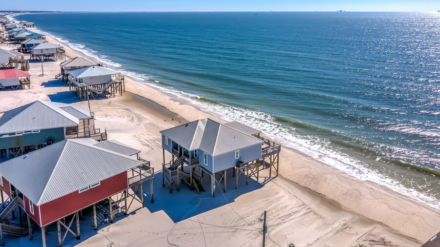 Awake On The Gulf - Gulf Front! Gaze Up At The Stars From Your Large Deck While Listening To The Waves Crash. 4 Bedroom Home by RedAwning