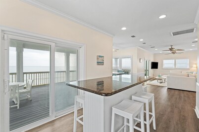 Shamrock Shores - Gulf Front West End Pet Friendly Property With Room For Everyone. 3 Master Suites! 6 Bedroom Home by RedAwning