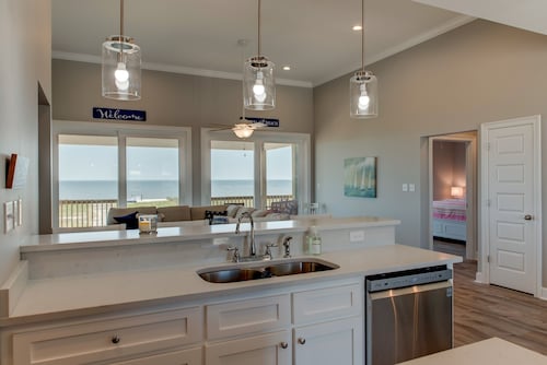 Blue Oasis - Private Backyard Beach - Pool, Hammocks, Kayaks, Even Crab Traps So You Can Catch Dinner! 5 Bedroom Home by RedAwning