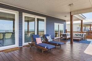 House, 5 Bedrooms | Terrace/patio