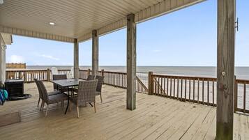 Nhà, 4 phòng ngủ | Khu ẩm thực ngoài trời