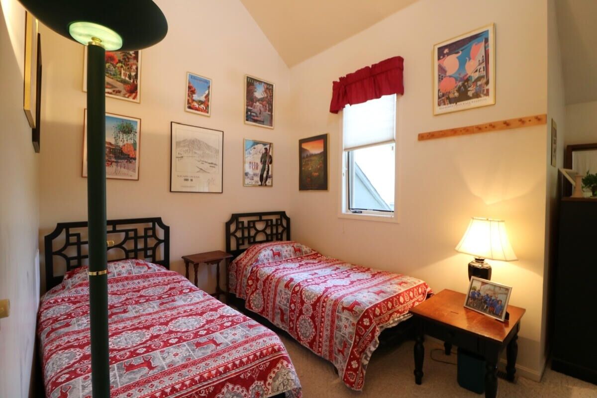 Wildflower 159 2 Bedroom Home by Redawning