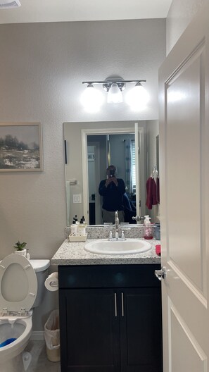 Douche, bidet