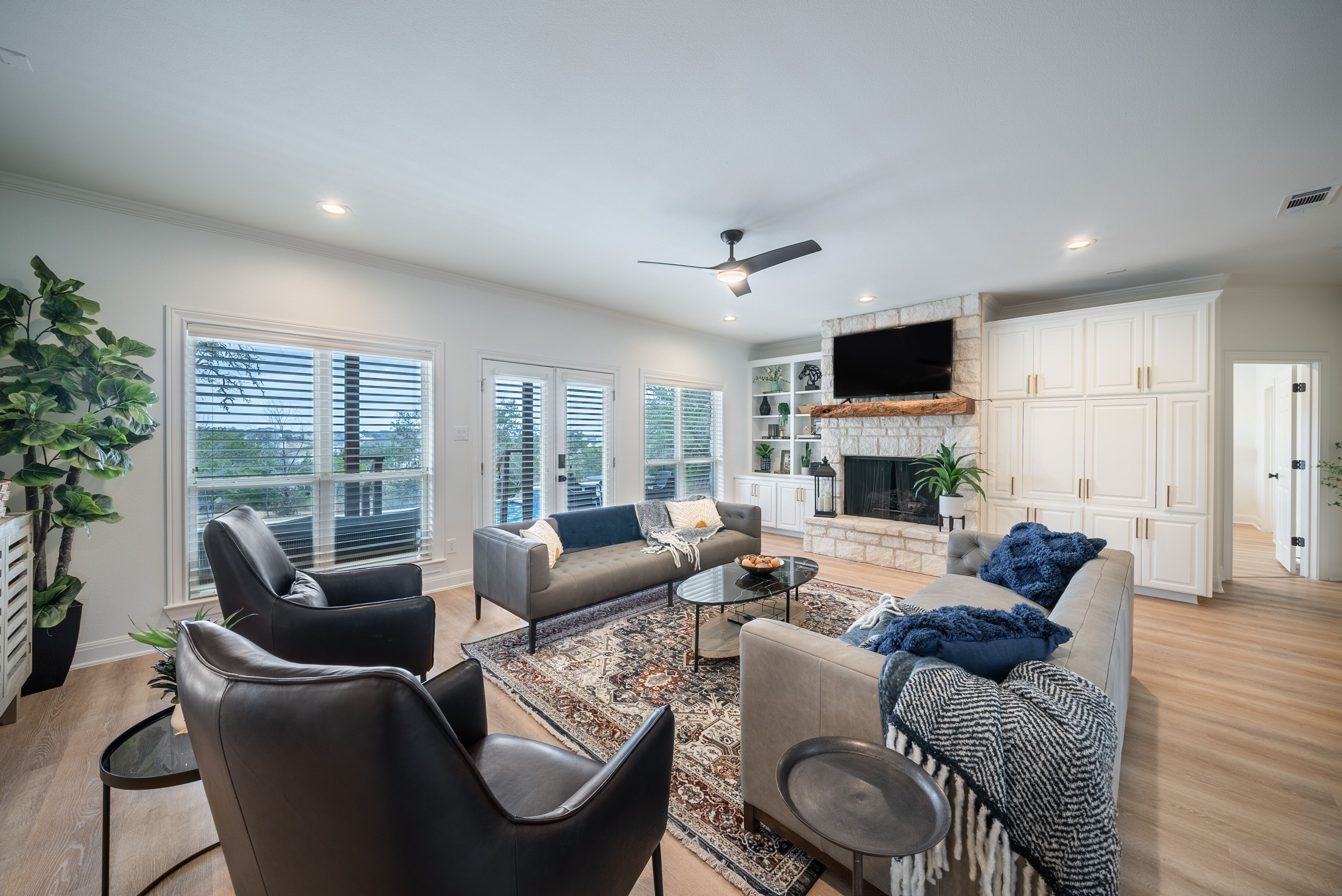 Southern Comfort l Heated Pool & Spa l Billiards