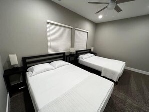 4 bedrooms, iron/ironing board, WiFi, bed sheets