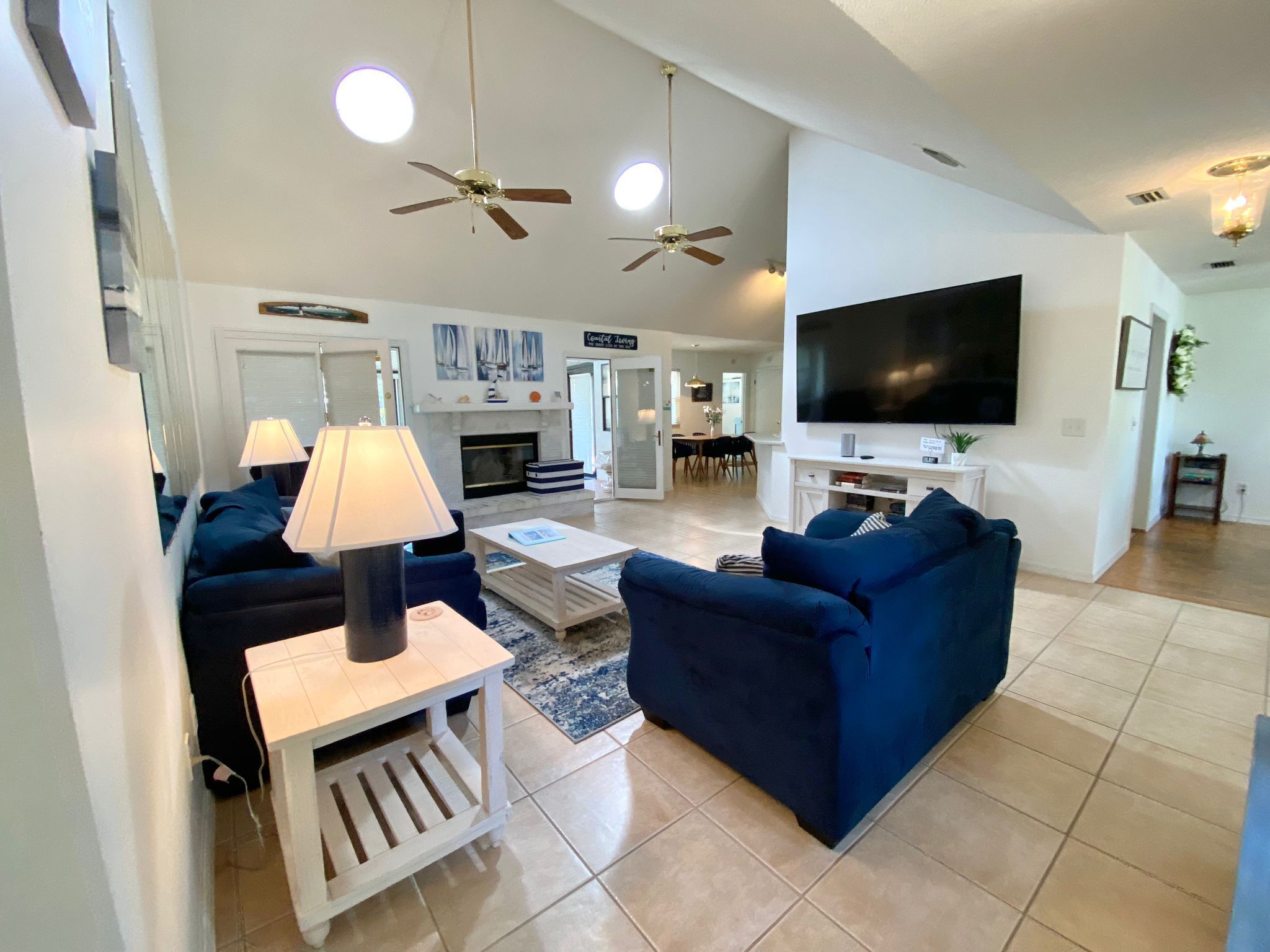Sail Away - Relaxing, Pet Friendly Beach Retreat with Heated Pool! 