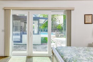 4 chambres, bureau, Wi-Fi gratuit, draps fournis