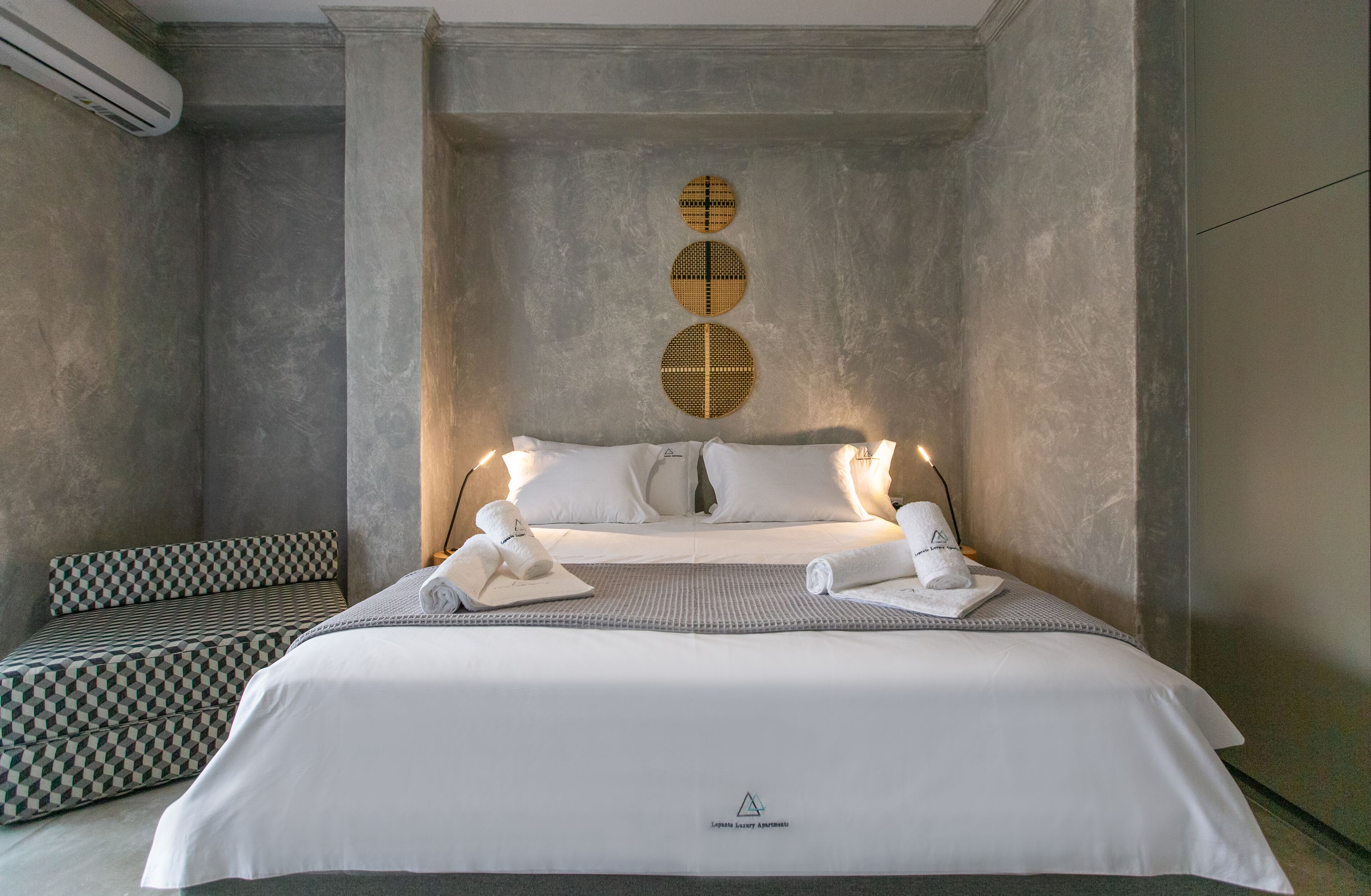 Lepanto Luxury Apartments FF