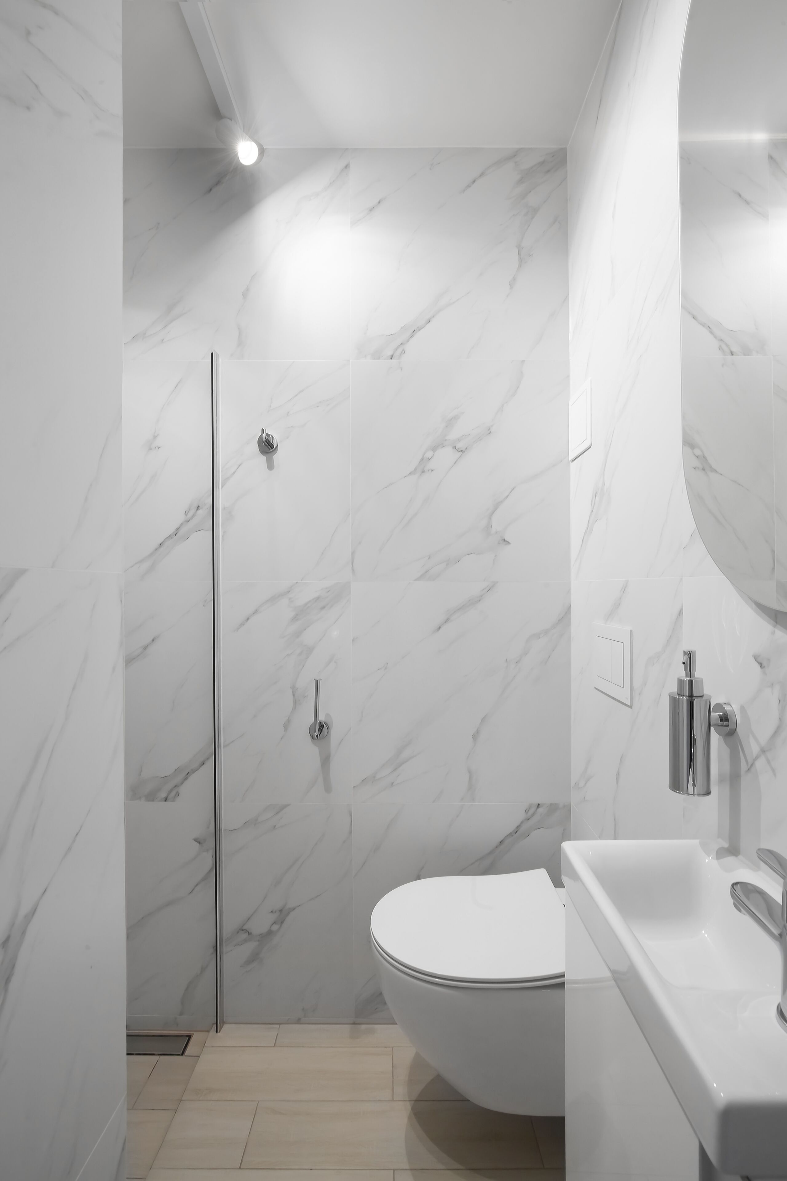 Deluxe Studio Suite | Bathroom