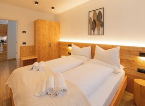 2 chambres, coffres-forts dans les chambres, Wi-Fi gratuit