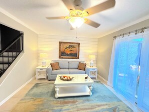 智能电视、乒乓球、书