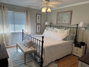2 bedrooms, iron/ironing board, travel crib, free WiFi
