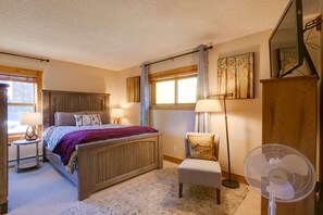 2 bedrooms, internet, bed sheets