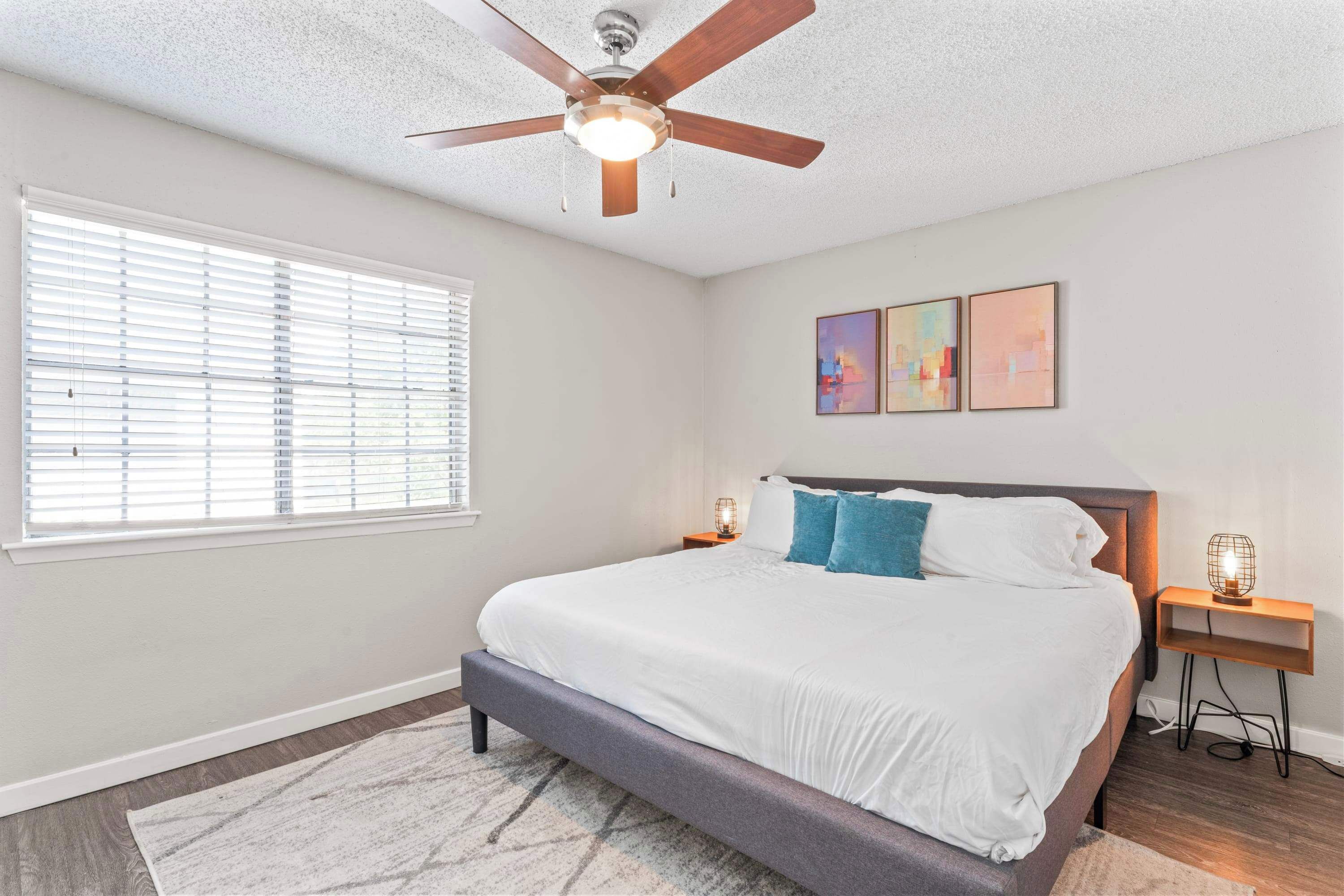 2 chambres, bureau, fer et planche à repasser, Wi-Fi