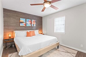 2 habitaciones, escritorio, tabla de planchar con plancha y wifi 