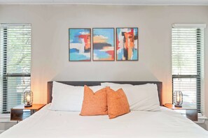 1 bedroom, desk, iron/ironing board, WiFi